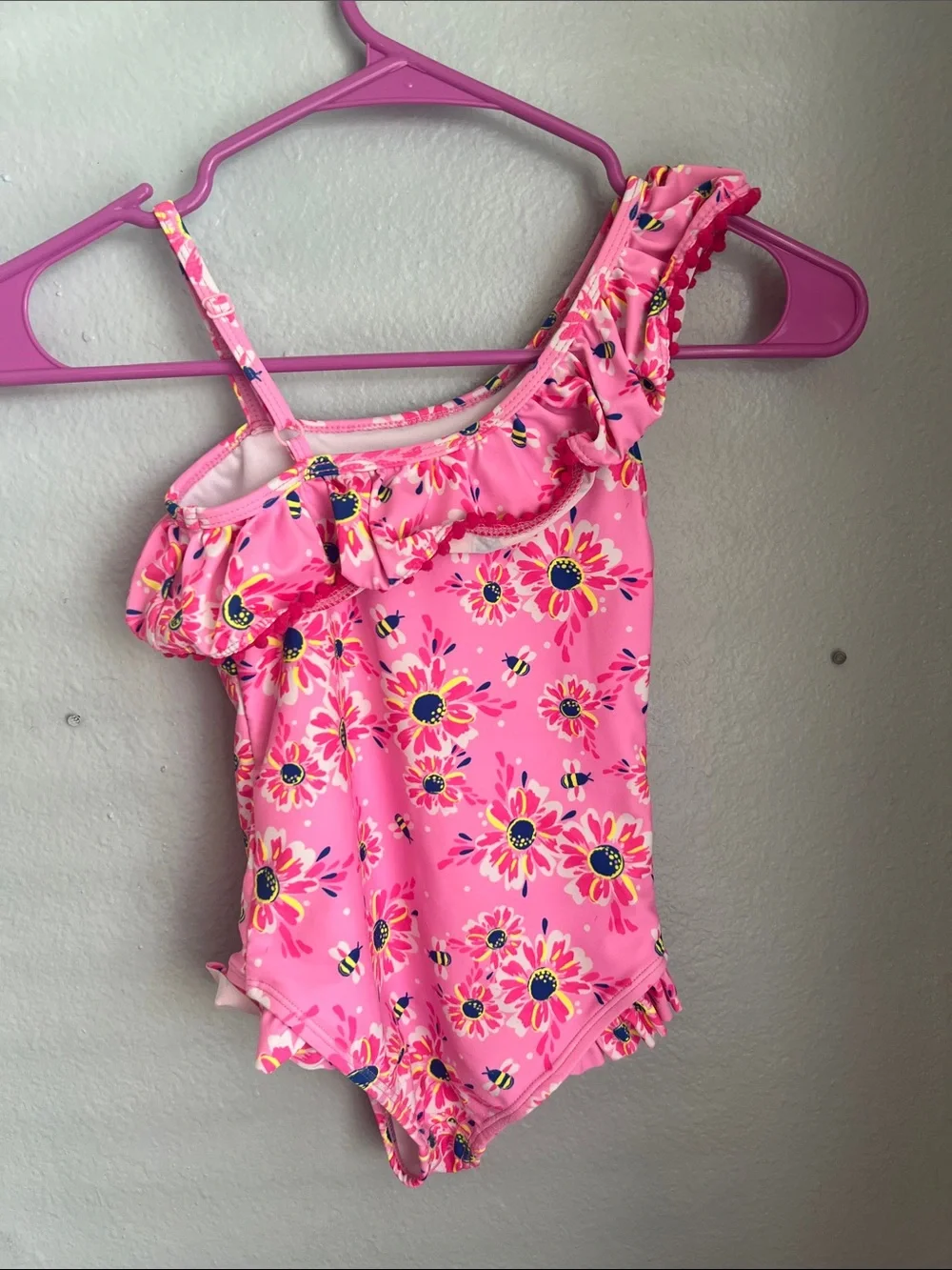 Girls Pink Floral One-Shoulder Ruffle Swimsuit Bees
